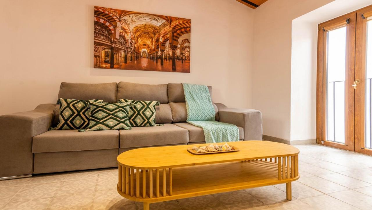 Apartamentos Miguel De Cervantes Centro Кордоба Екстериор снимка