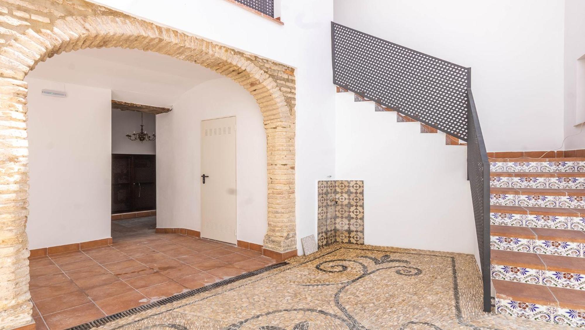 Apartamentos Miguel De Cervantes Centro Кордоба Екстериор снимка