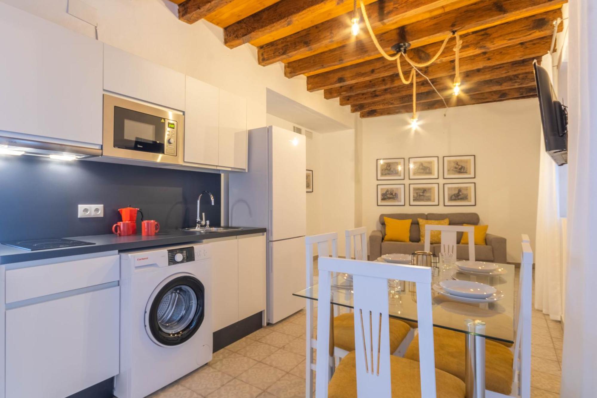 Apartamentos Miguel De Cervantes Centro Кордоба Екстериор снимка